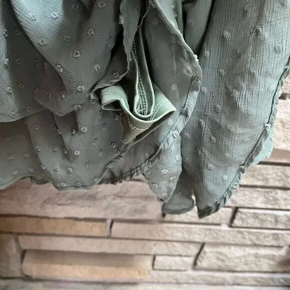 Altar’d State Haisley Layered Crossover Romper Sage Green Swiss Dot XL - Picture 10 of 14